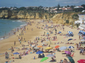 By the beach, duplex apartment. Armacao - Portugal